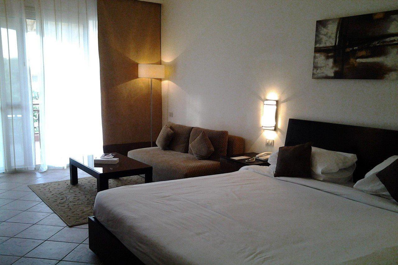 Moevenpick Resort El Sokhna Ain Sukhna Exterior photo A room at the hotel