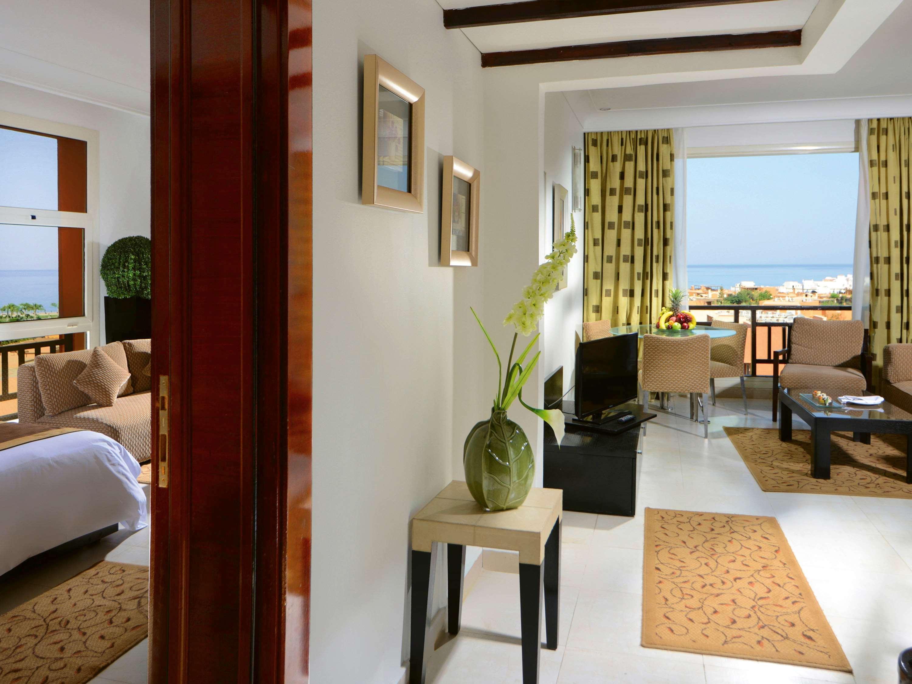 Moevenpick Resort El Sokhna Ain Sukhna Exterior photo Suite