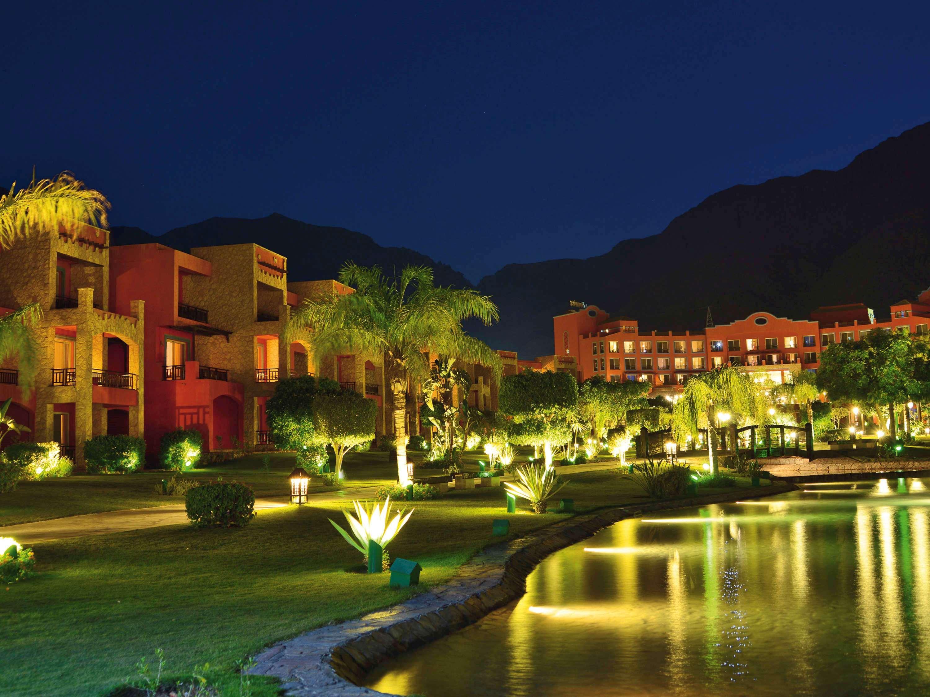 Moevenpick Resort El Sokhna Ain Sukhna Exterior photo Mardan Palace