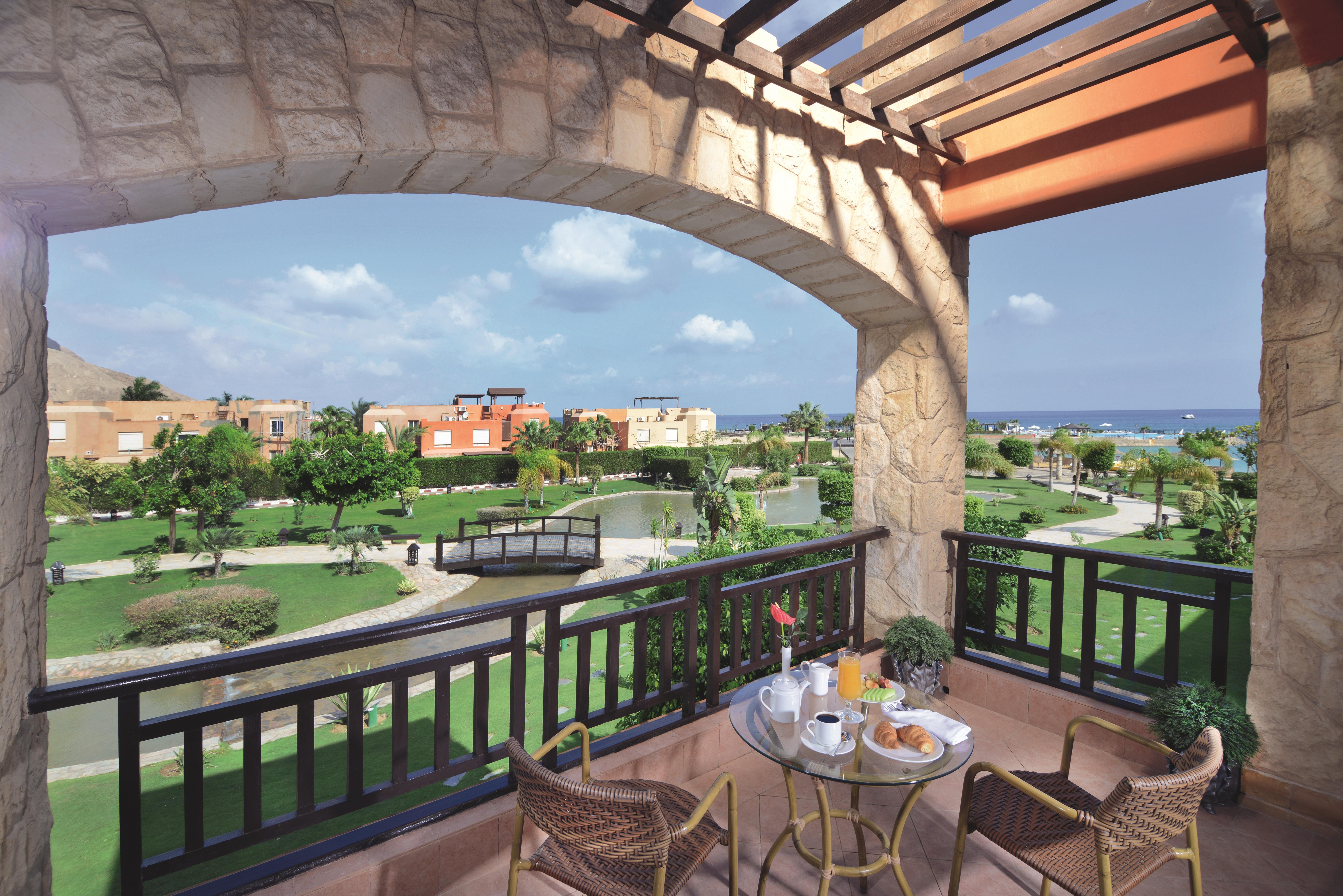Moevenpick Resort El Sokhna Ain Sukhna Exterior photo View from a balcony
