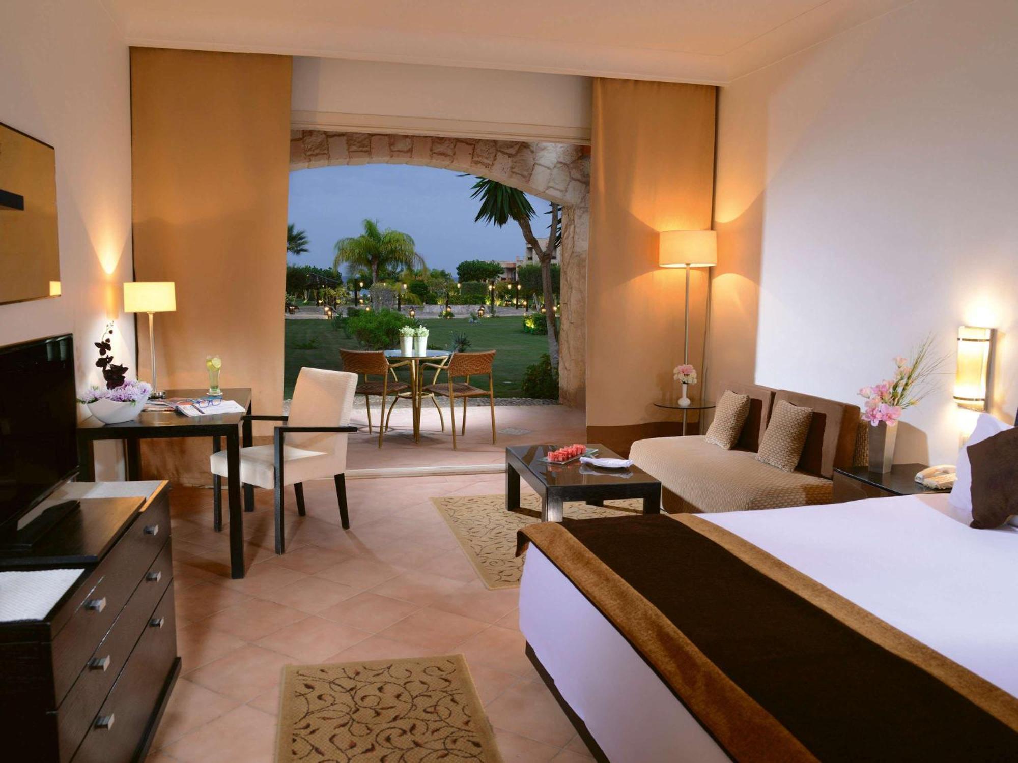 Moevenpick Resort El Sokhna Ain Sukhna Exterior photo